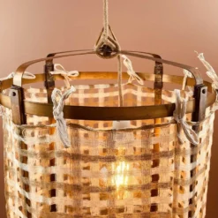 Lanterne Thaïlandaise Métal Et Tissu Ajouré Beige Et écru L -Magasin D'Éclairage Domestique lanterne thailandaise metal et tissu ajoure taupe et ecru uni l 5