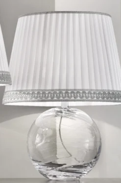 Petite Lampe Ronde En Verre Murano Transparent Abat-jour Taffetas De Soie Blanche Plissée