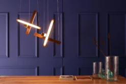 LED40 Suspension Scandinave En Croix En Bois De Noyer -Magasin D'Éclairage Domestique scandinave bois led minimaliste 22120011 2R