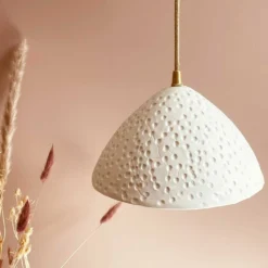 Suspension Domnine Avec Rosace En Porcelaine - Myriam Aït Amar